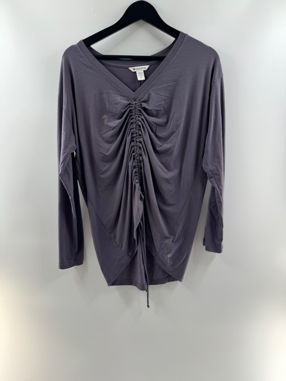 Athleta Crossover Ruched Long Sleeve Top – Women’s Medium